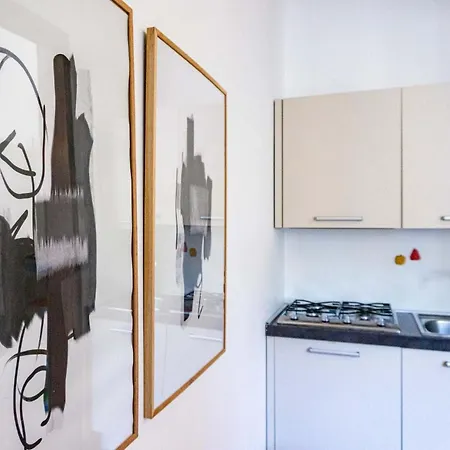 Apartment Colosseum Cosy Close To Metro Rome
